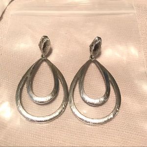 Silver beautiful clip on earrings